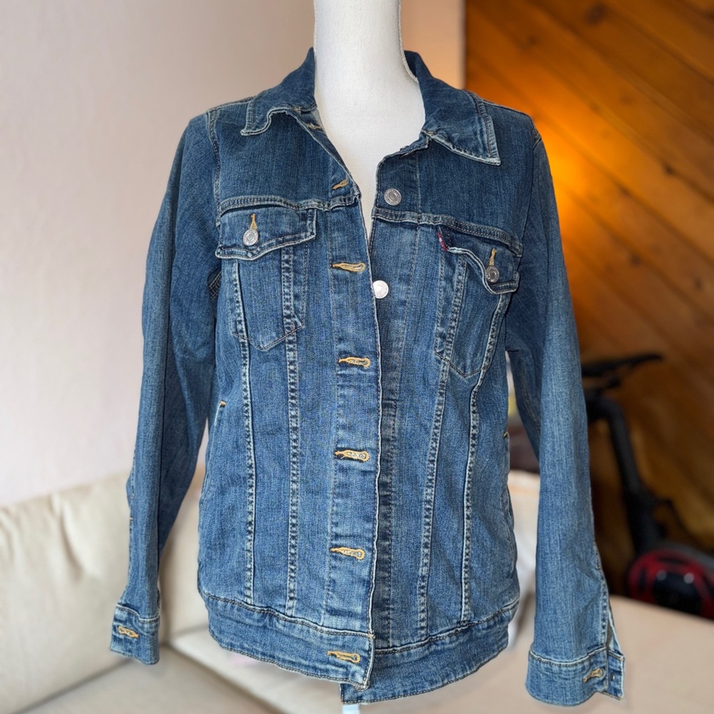 Levi’s Plus Denim Trucker Jacket